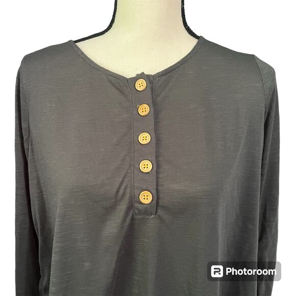 Simply Southern | NWOT Women's Gray Henley Tunic Shirt Sz M Causal Basics - Picture 2 of 5